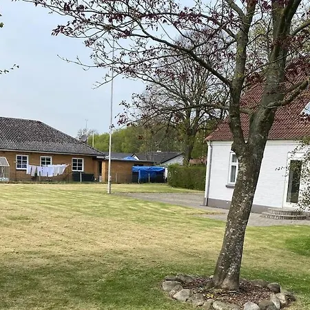Stort Hus Midt I Sonderjylland 펜션